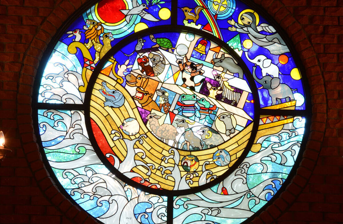 那須高原 藤城清治美術館 チャペル ステンドグラス『ノアの方舟』