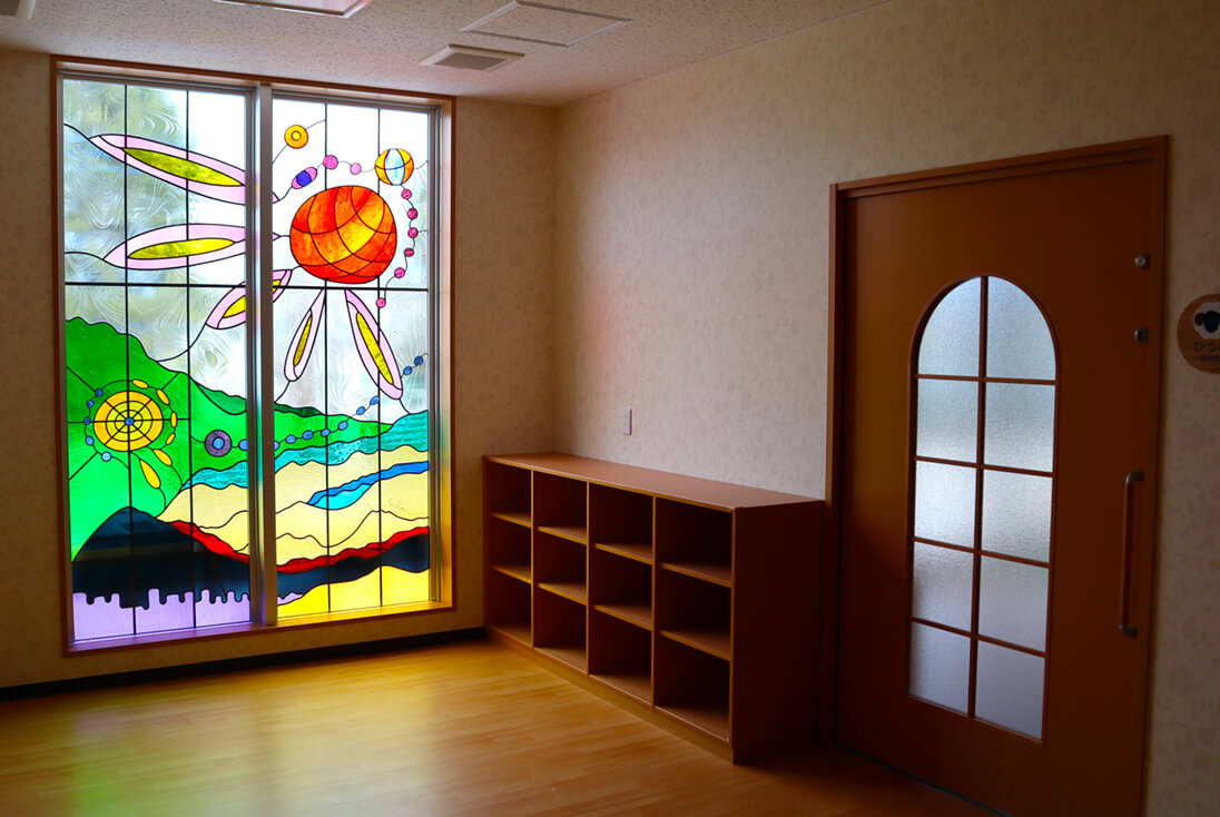 大宮みちのこ保育園 | ステンドグラスバロック