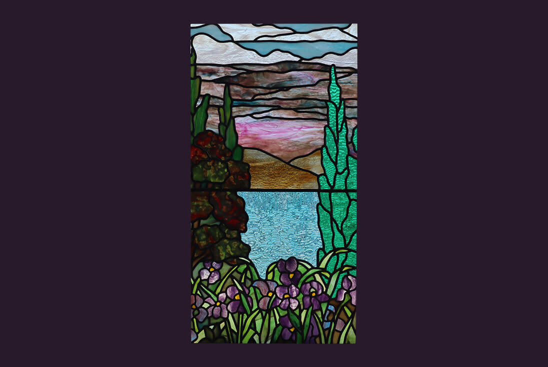 Louis Comfort Tiffany「菖蒲のある湖の風景」 ステンドグラスレプリカ品