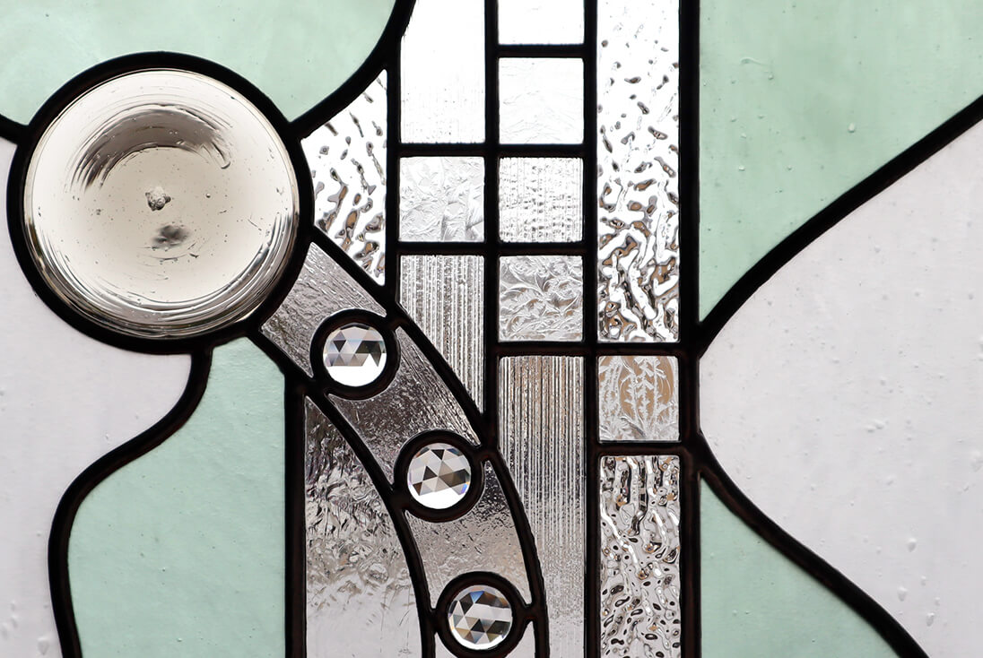 個人邸宅 抽象（流れのあるデザイン）-022 ステンドグラス(上部)の一部拡大イメージとガラステクスチャ、ロンデルとジュエル