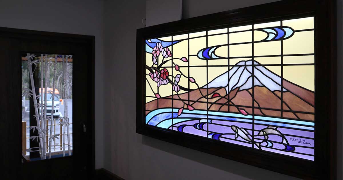 ピーちゃんステンドグラス　日月富士 6404c0bfc04559b0da93761c7c1762